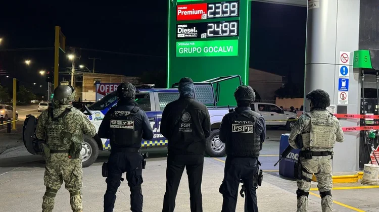 Aseguran gasolinera en Guanajuato por presunta venta de huachicol