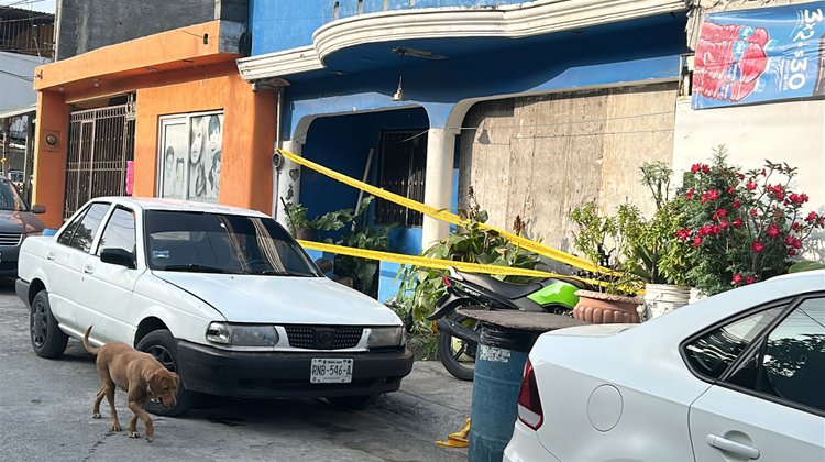 Detienen a chofer durante cateo en La Estanzuela, Monterrrey