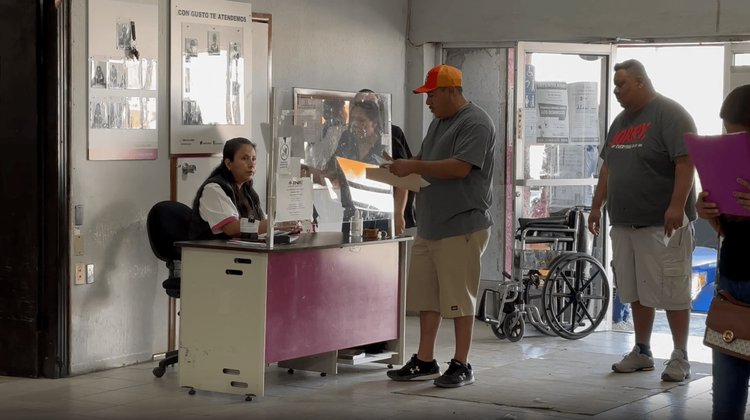 INE impulsa consulta para personas con discapacidad visual