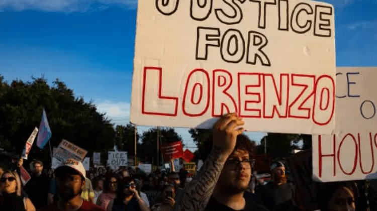 Protestan en Texas por muerte de mexicano a manos del ICE