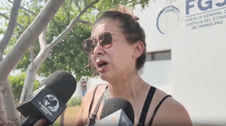 Mujer denuncia violencia en medio de proceso legal