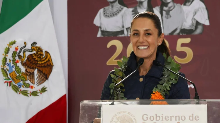 Celebra Sheinbaum el Día del Padre a través de mensaje