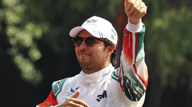 Es muy especial volver a rodar en México: Checo Pérez