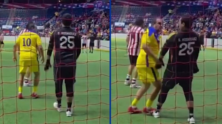 Cuauhtémoc Blanco golpea a portero rival en Clásico de Leyendas