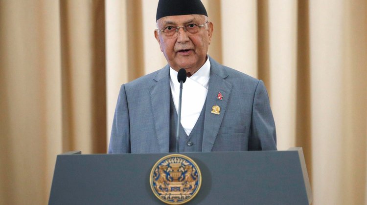Renuncia el primer ministro de Nepal por veto a redes sociales