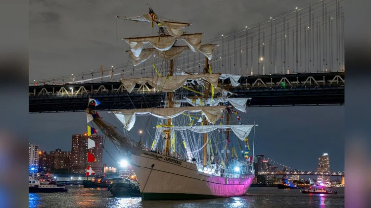 23 heridos, 4 graves, al chocar velero Cuauhtémoc en Brooklyn