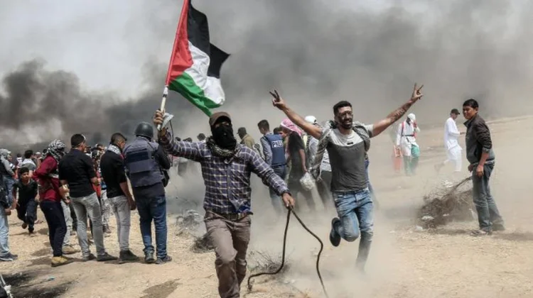 Israel publica lista con 700 presos palestinos para liberación