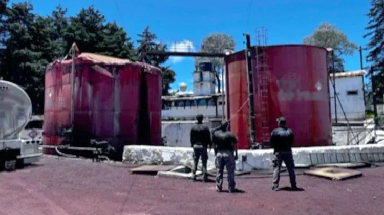 FGR decomisa 933,000 litros de huachicol en Veracruz