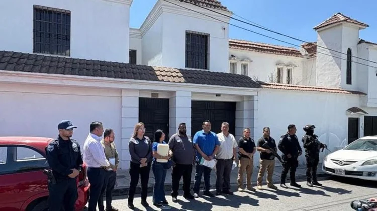 Catean casa de exrector tras muerte de motociclista en Saltillo