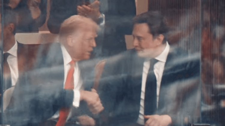 Trump y Musk estrechan sus manos en funeral de Charlie Kirk