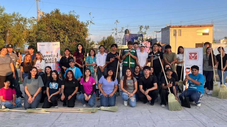 Jóvenes de Ramos Arizpe realizan jornada ambiental