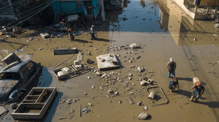 Incrementan 76 muertos y 39 desaparecidos por lluvias en México