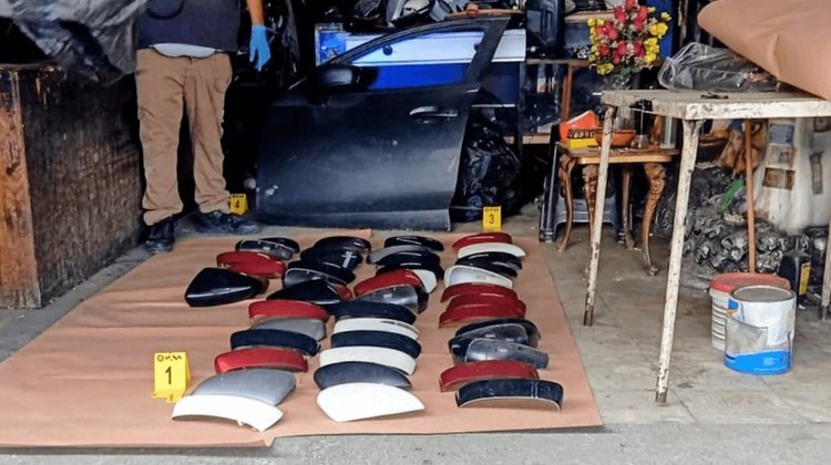 Decomisan 14,000 autopartes durante cateo en centro de Monterrey