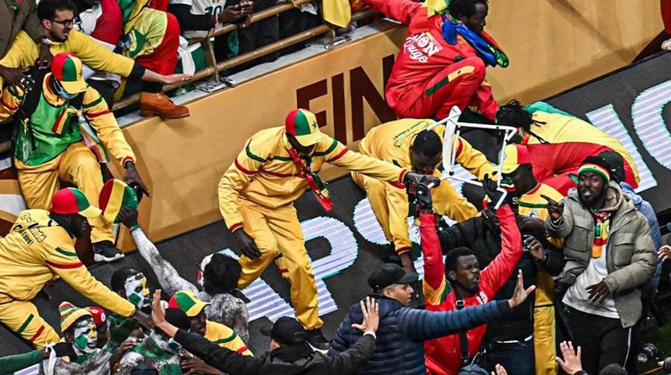 FIFA critica conducta de Senegal en la final de la Copa Africana
