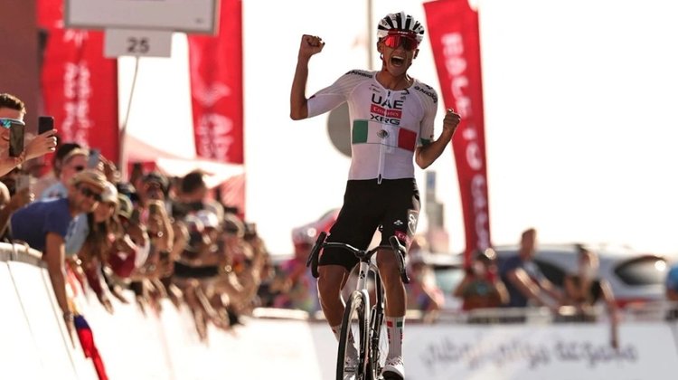 Juegos Olímpicos buscan sumar a Isaac del Toro rumbo a LA 2028