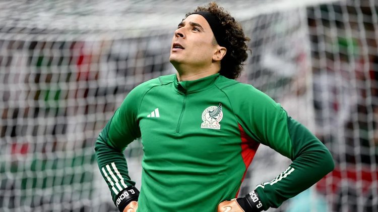 Ochoa se integra al Tri y busca disputar su sexto Mundial