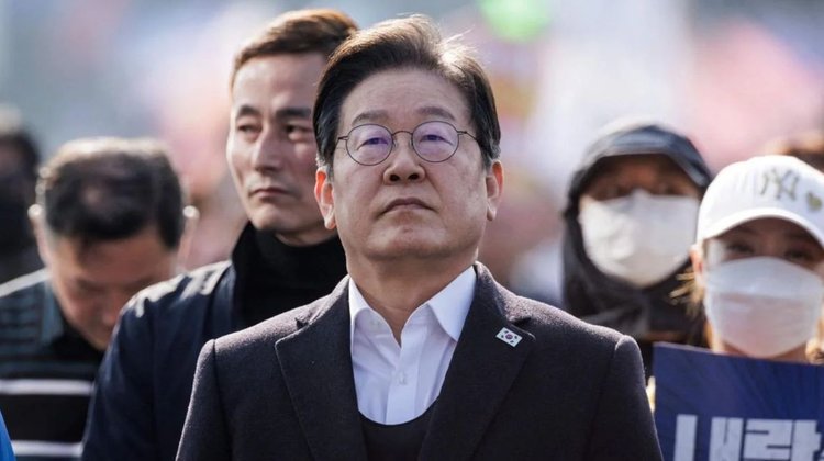 Presidente surcoreano expone plan de desnuclearización norcoreana