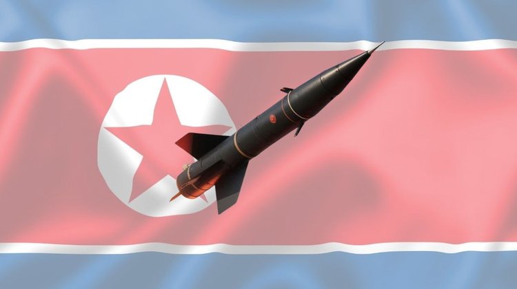 Corea del Norte lanzó un misil balístico al mar, afirma Surcorea