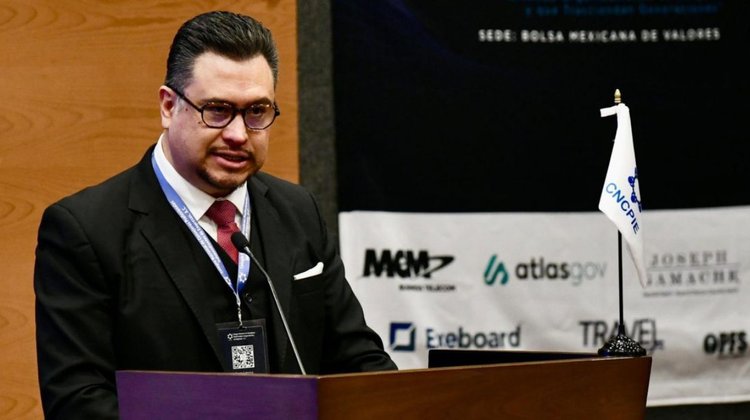 Eligen nuevo presidente de Comisión Nacional Bancaria y Valores