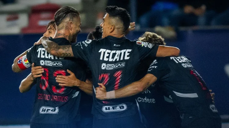 Rayados vence 1-0 al San Luis; su primer triunfo del Apertura