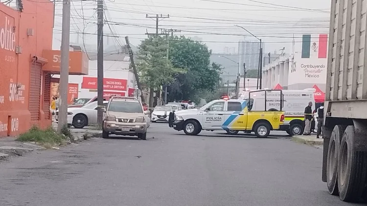 Encuentran cuerpo en estado de putrefacción en Monterrey