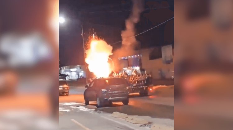 Explosion_de_pirotecnia_en_camioneta_deja_nueve_heridos_en_Leon_3b27b6fcc6