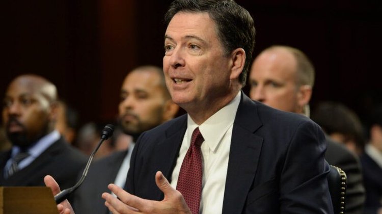 Imputan a exdirector del FBI James Comey por un post en Instagram