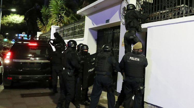 Descarta México pronta normalización de relación con Ecuador