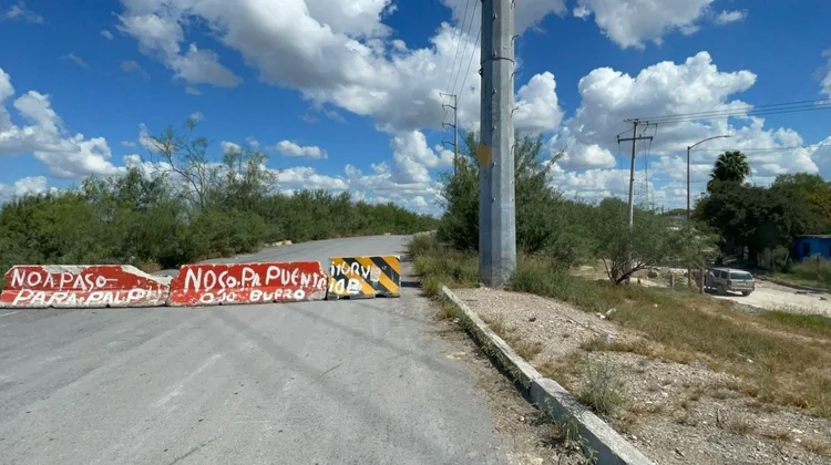 En Puente Internacional, molestos por demora en obras