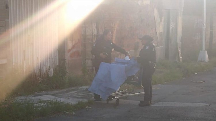 Identifican cuerpo hallado en carrito de supermercado en Puebla