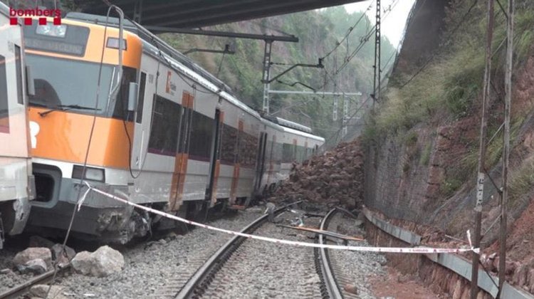 Al menos 20 heridos en un accidente de tren cerca de Barcelona