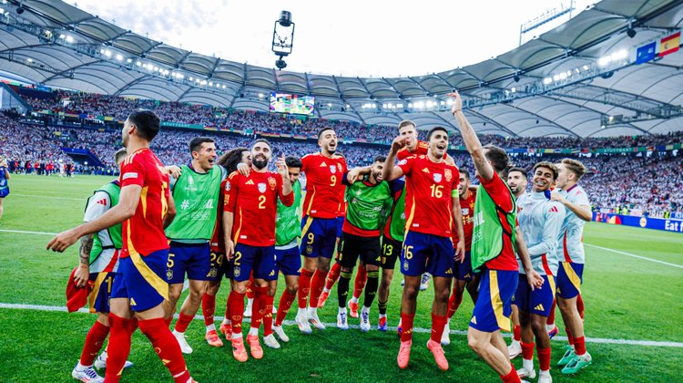 España, a semifinales de la Eurocopa al ganar a Alemania