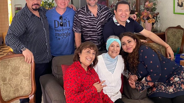 medium_G_pgk06_XAAAQXED_a5acf972c5