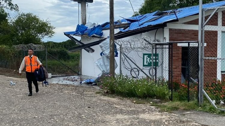 Ataque con explosivos en Colombia deja al menos tres heridos