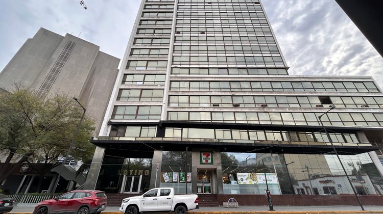 Joven denuncia engaño tras pagar $45,000 pesos con Life Another