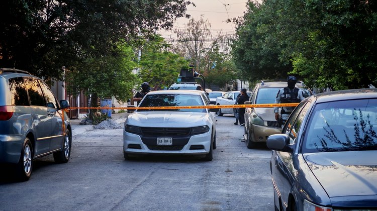 Realizan cateo por narcomenudeo en Salinas Victoria