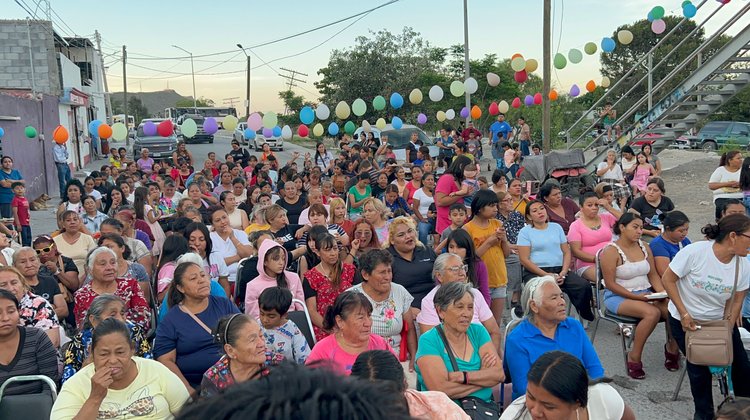 UNTA celebra a madres en Tanquecito con fiesta vecinal