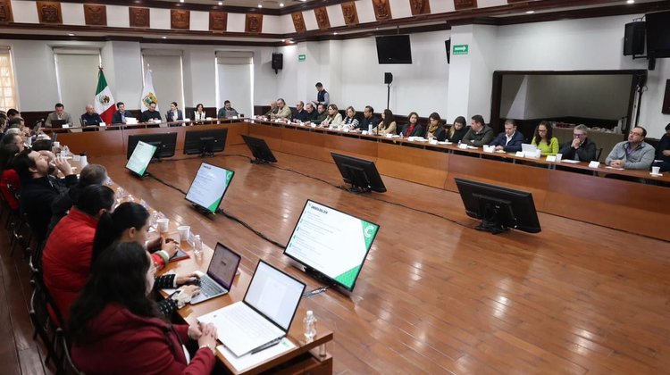 Gobernador define prioridades en primera reunión de gabinete