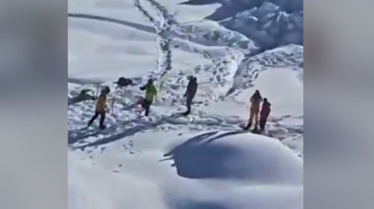 Alud en Nepal deja 4 muertos y 12 desaparecidos en pico Himlung
