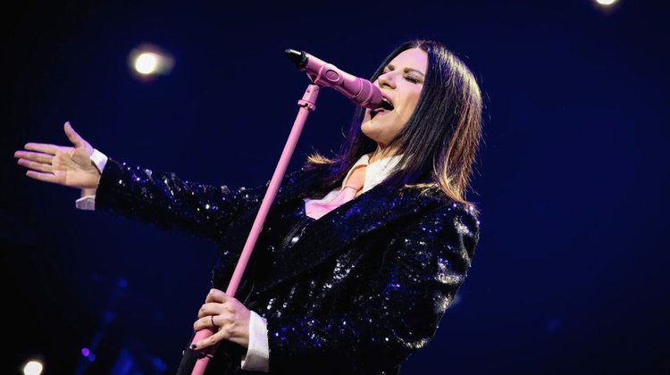 Laura Pausini anuncia gira internacional; llegará a México