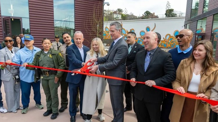 California transforma histórica prisión en centro de aprendizaje