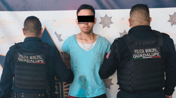 Detienen hombre tras asaltar a repartidor y huir por Río La Silla