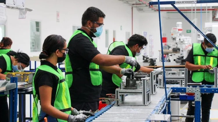 ¡Alerta! Peligran más de 50 mil empleos en Coahuila