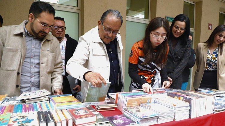 Impulsa Escobedo la lectura como motor de transformación