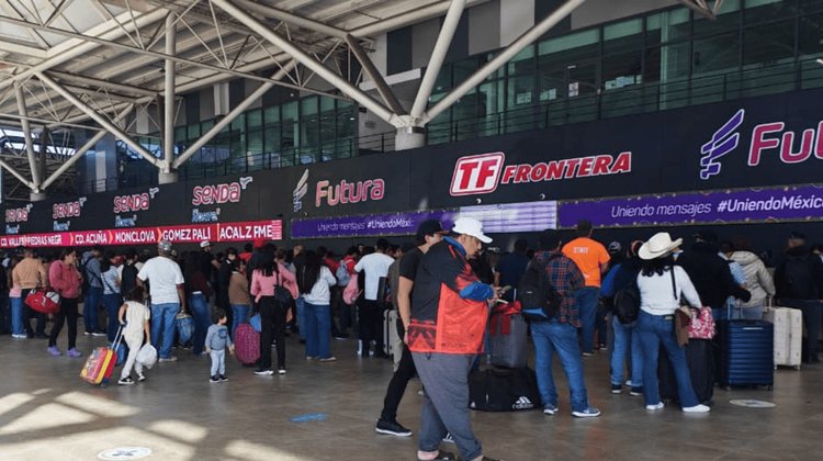 Incrementa flujo de pasajeros en Central de Autobuses 