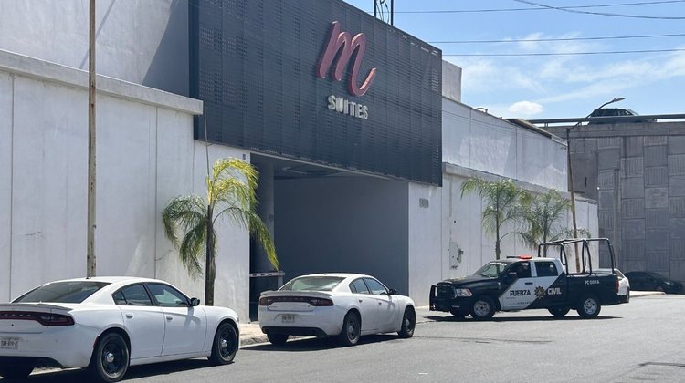 Localizan a hombre sin vida dentro de motel en Monterrey