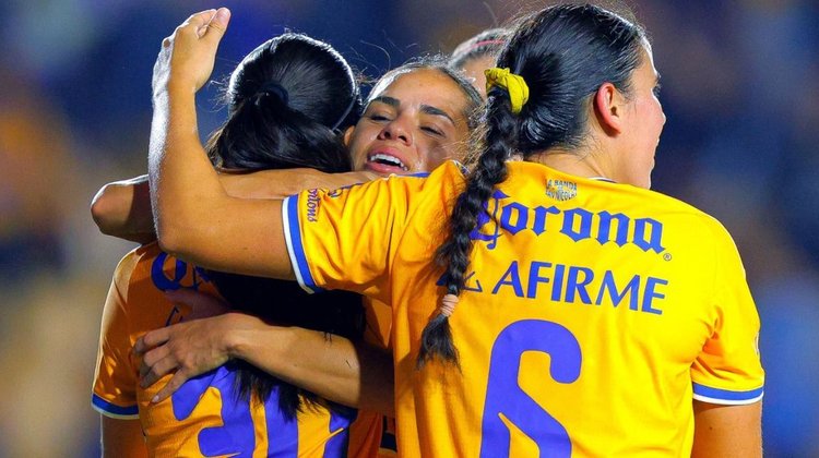 Tigres Femenil vence a Santos y se afianza en el liderato