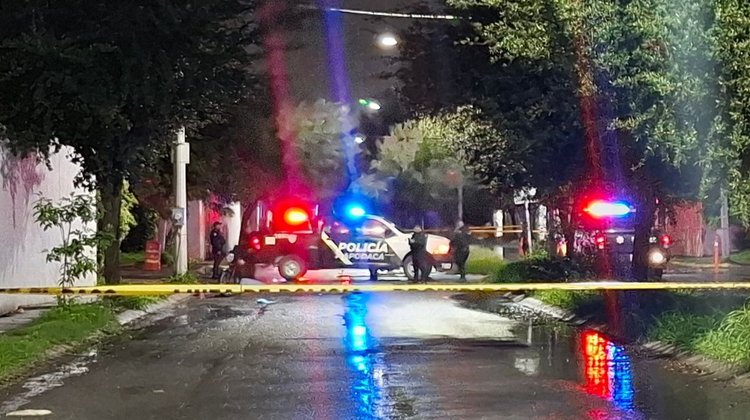 Reportan dos hombres baleados; uno muere en Apodaca