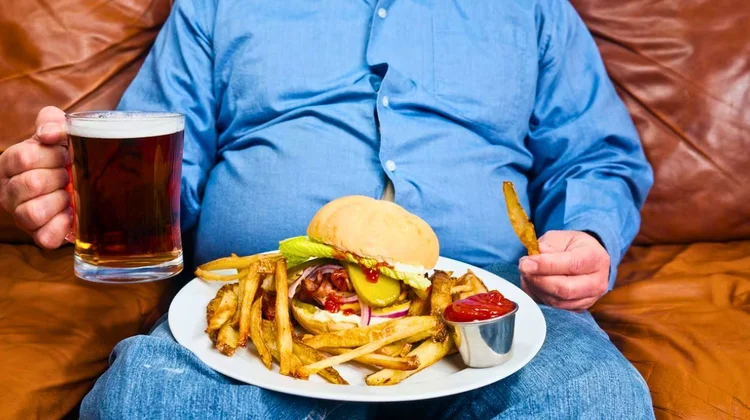 Piden subir impuestos 'saludables' para frenar obesidad en México