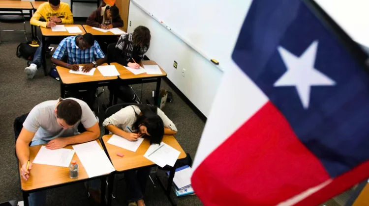 Piden a Universidades de Texas identificar alumnos indocumentados